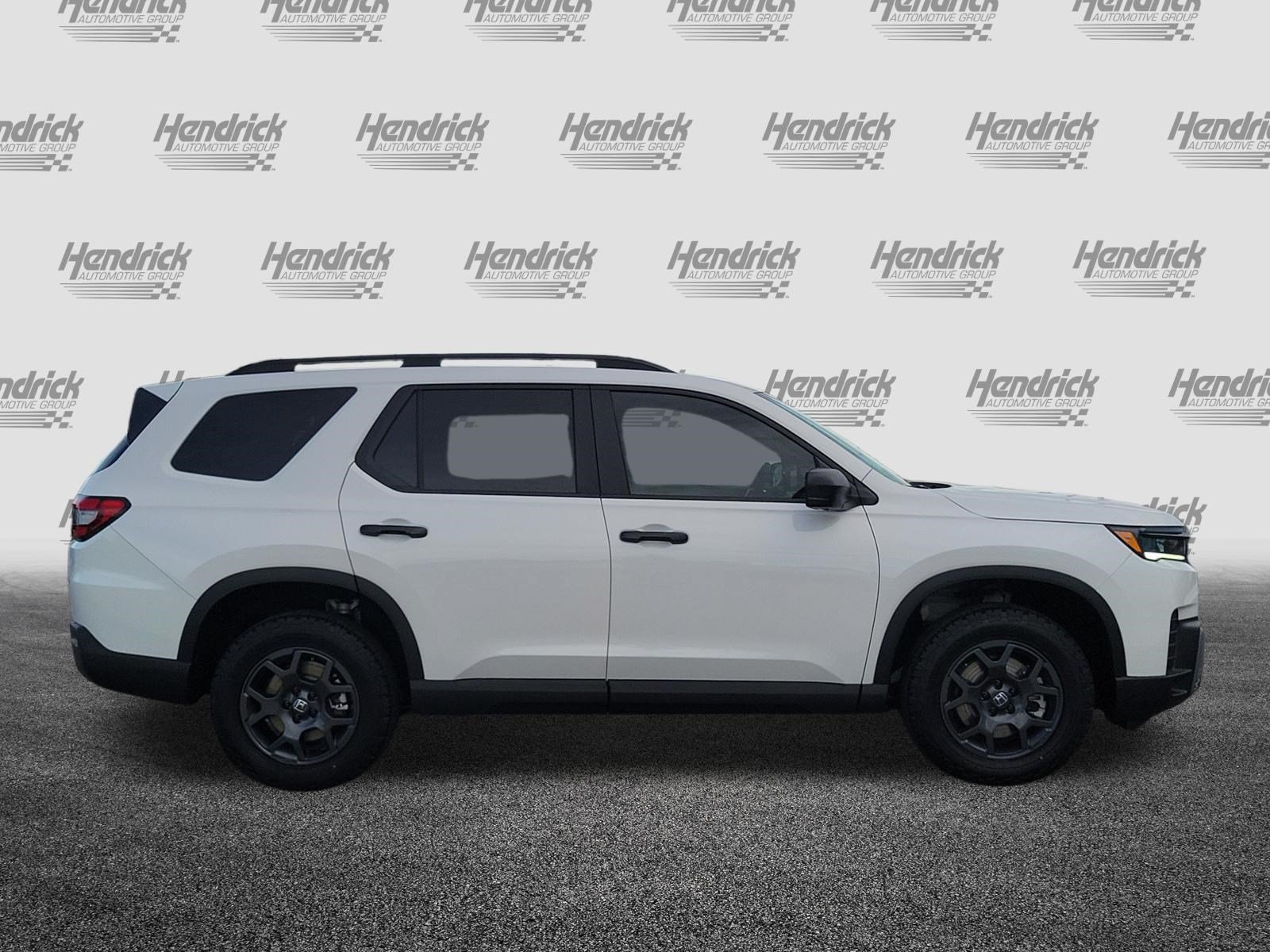 New 2026 Honda Pilot TrailSport image 8