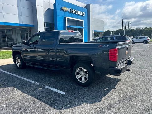 Used 2018 Chevrolet Silverado 1500 LT w/ All Star Edition AWD/4WD image 9