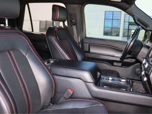 Used 2020 Ford Expedition Max Limited w/ Equipment Group 303A AWD/4WD image 23