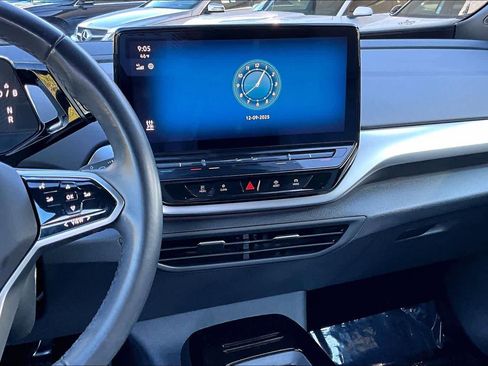 Used 2022 Volkswagen ID.4 Pro S image 6