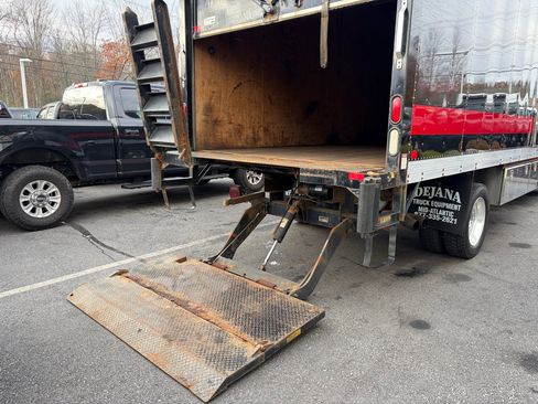 Used 2015 Ford F550 4x4 Regular Cab Super Duty image 23