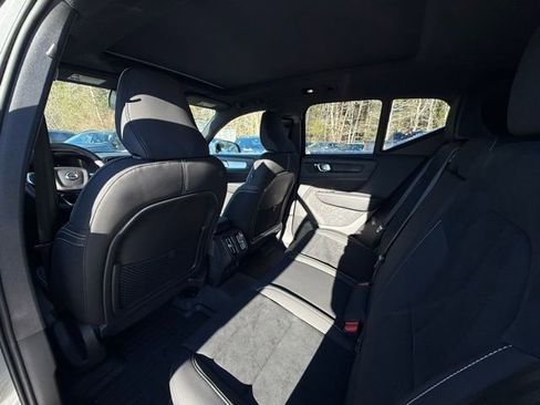 New 2026 Volvo XC40 B5 Ultra w/ Protection Package Premier image 23