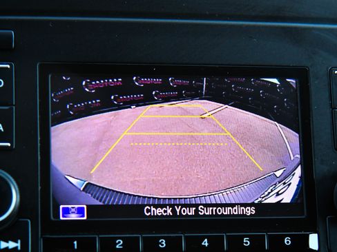 Used 2018 Honda Odyssey LX image 18