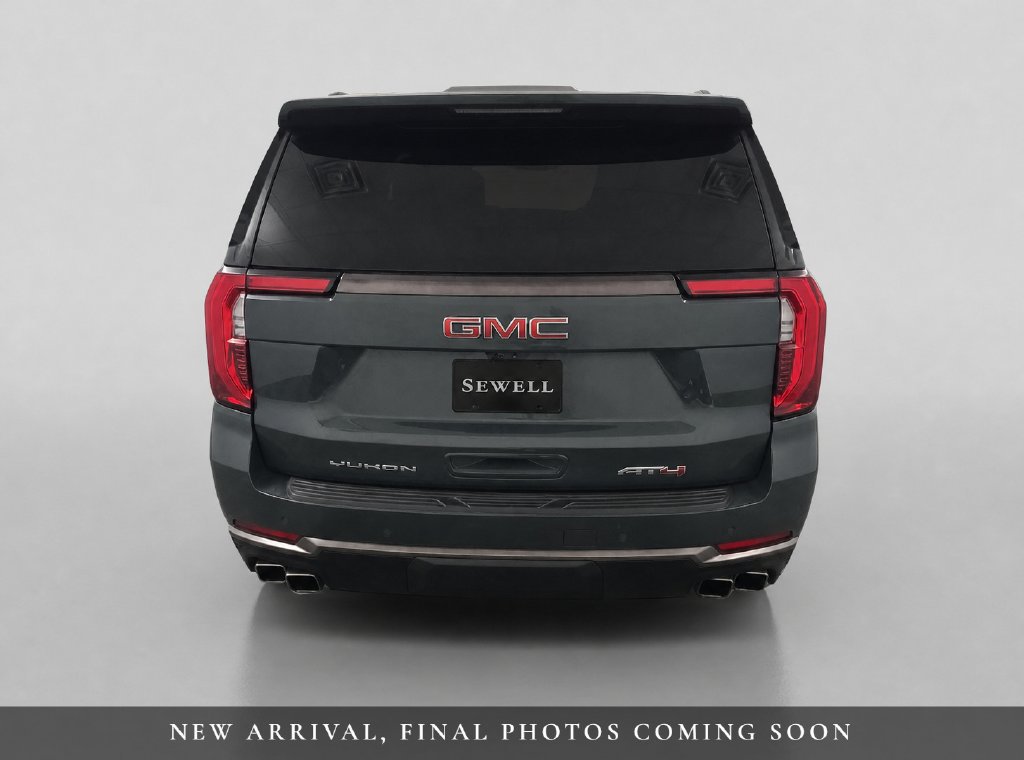 Used 2025 GMC Yukon XL AT4 Ultimate AWD/4WD image 7