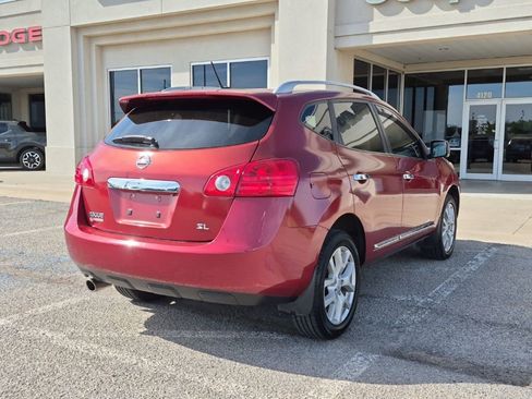 Used 2013 Nissan Rogue SL image 3