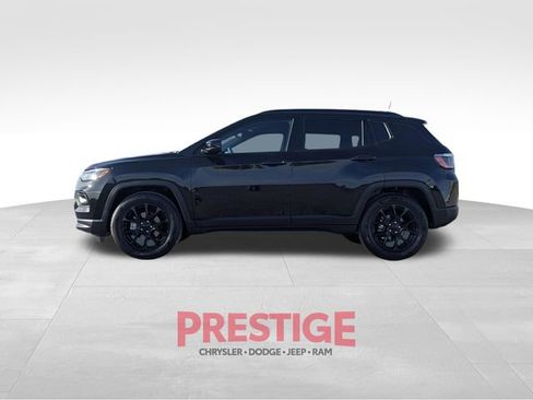 Used 2022 Jeep Compass Altitude image 12
