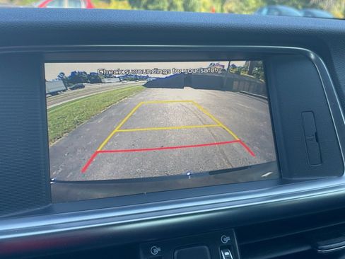 Used 2016 Kia Optima EX w/ Premium Package FWD image 14