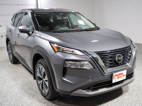 Used 2021 Nissan Rogue SV AWD/4WD image 5