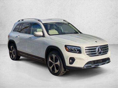 Certified 2026 Mercedes-Benz GLB 250 4MATIC image 7