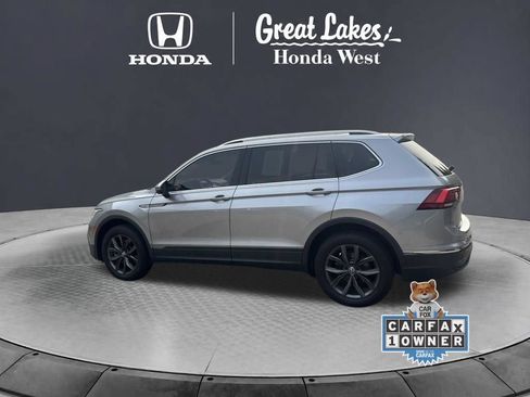 Used 2024 Volkswagen Tiguan SE w/ Panoramic Sunroof Package AWD/4WD image 14
