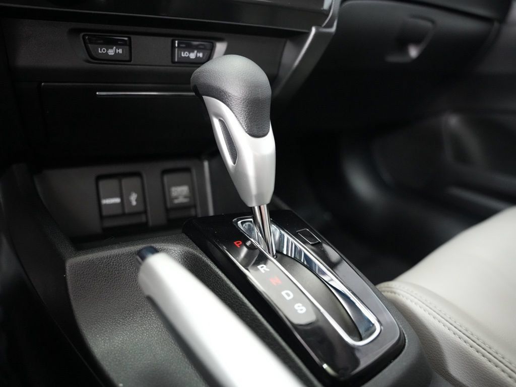 Used 2015 Honda Civic EX-L image 30