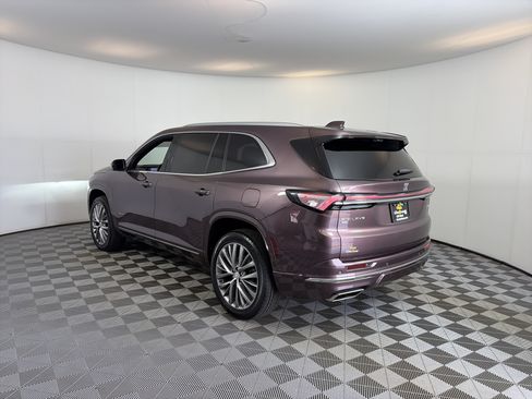 Used 2026 Buick Enclave Avenir w/ Super Cruise Package AWD/4WD image 9