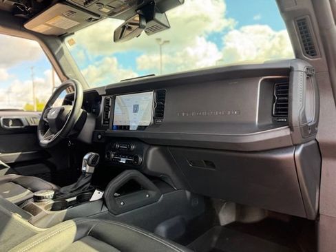 Certified 2025 Ford Bronco Badlands AWD/4WD image 17