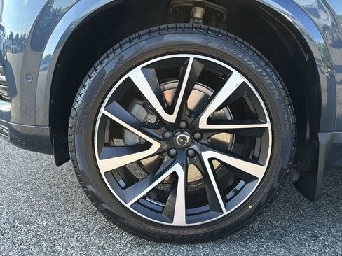 Certified 2024 Volvo XC90 B6 Plus w/ Protection Package Premier AWD/4WD image 10