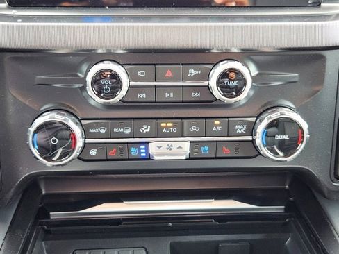 New 2026 Ford F250 Platinum AWD/4WD image 14