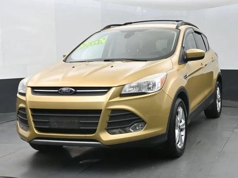 Used 2014 Ford Escape SE w/ Equipment Group 201A AWD/4WD image 1
