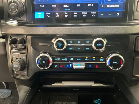 Certified 2024 Ford F350 Platinum AWD/4WD image 16