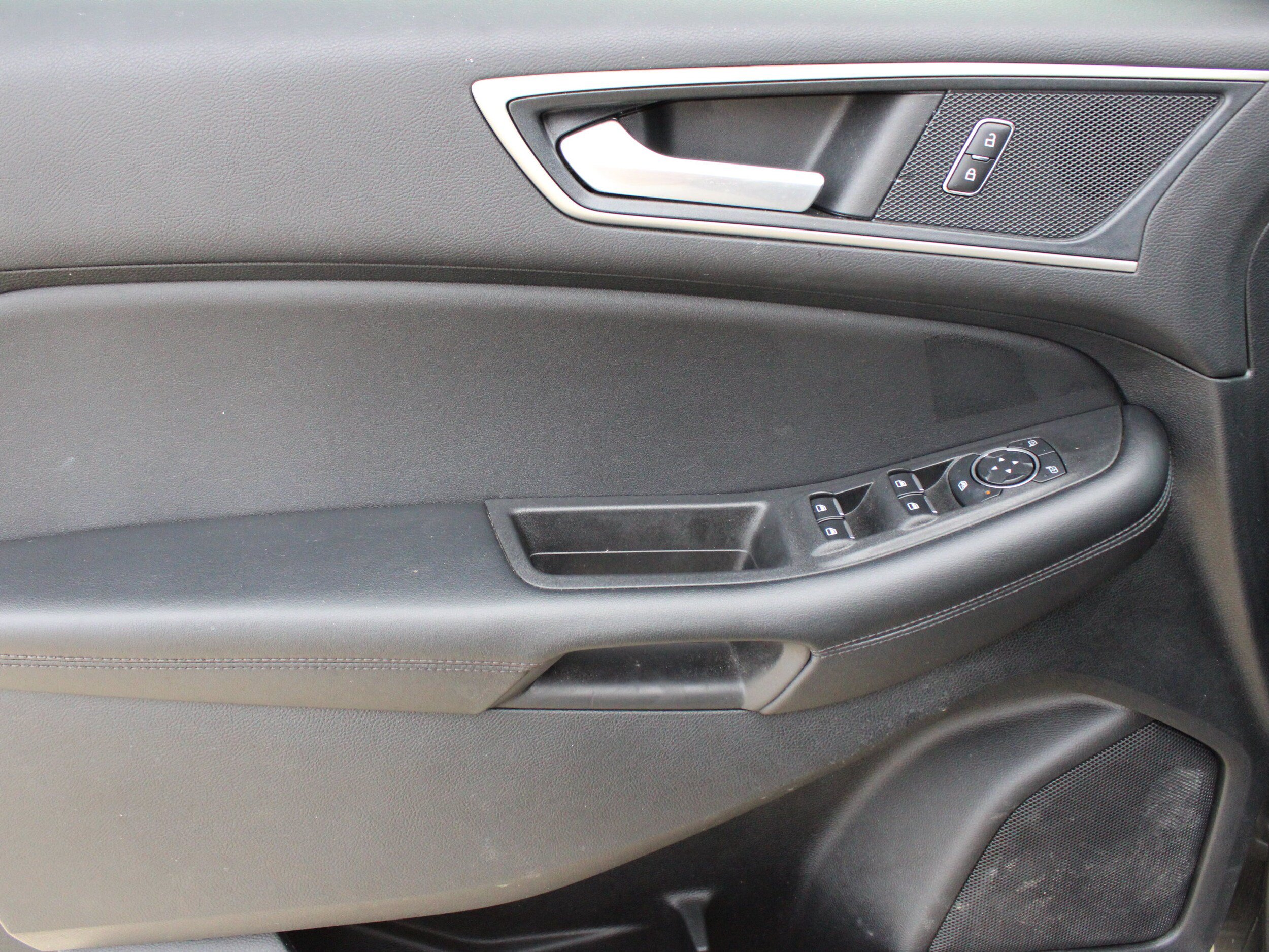 Used 2024 Ford Edge SEL w/ Convenience Package AWD/4WD image 15