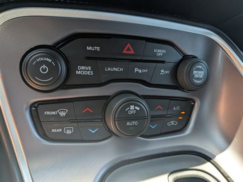 Used 2022 Dodge Challenger R/T Scat Pack RWD image 31