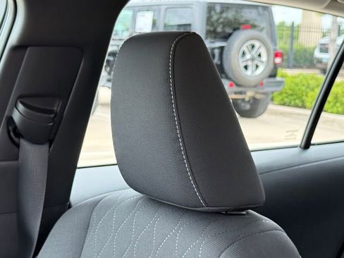 Used 2025 Toyota Corolla LE image 14