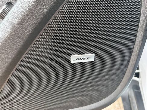 Used 2023 Chevrolet Traverse RS w/ LPO, Floor Liner Package AWD/4WD image 33