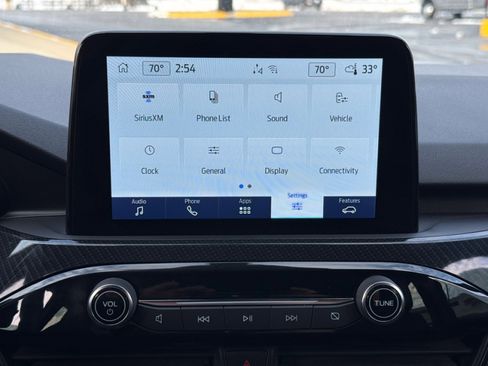 Used 2024 Ford Escape ST-Line image 27