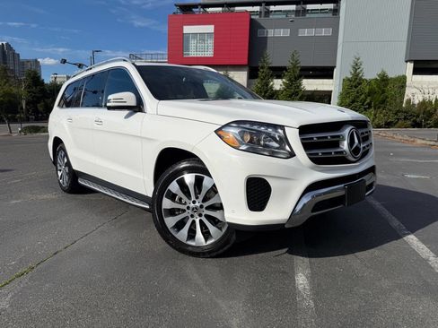 Used 2019 Mercedes-Benz GLS 450 4MATIC image 3