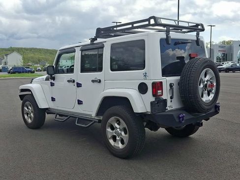 Used 2015 Jeep Wrangler Unlimited Sahara w/ Dual Top Group AWD/4WD image 4