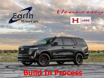 Used 2025 Cadillac Escalade V w/ LPO, ONYX Package