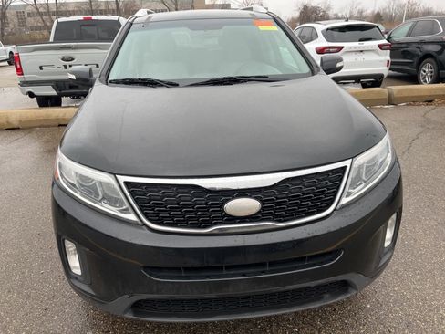 Used 2014 Kia Sorento LX image 25