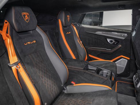Used 2024 Lamborghini Urus Performante image 26