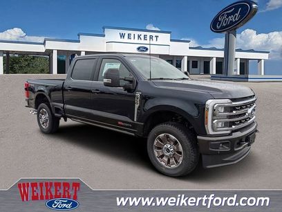 New 2025 Ford F350 King Ranch w/ FX4 Off-Road Package