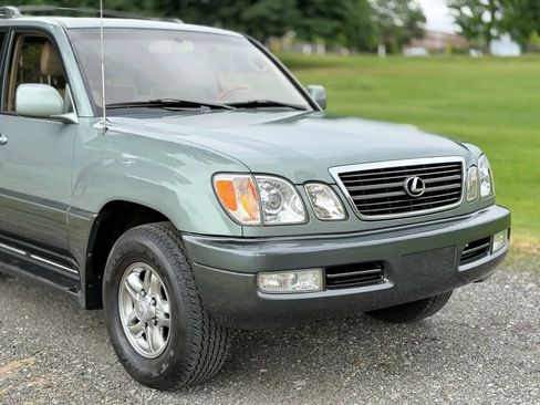 Used 2001 Lexus LX 470 4WD image 37