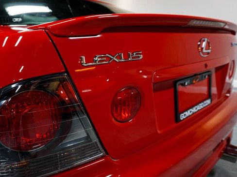 Used 2002 Lexus IS 300 image 75