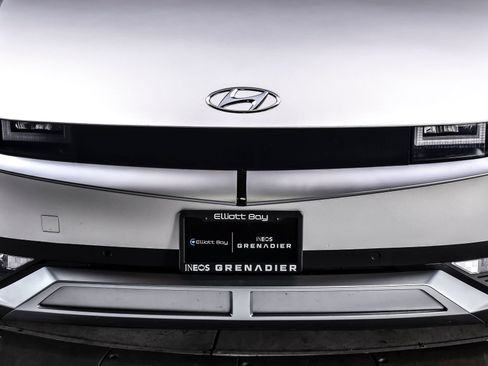Used 2023 Hyundai Ioniq 5 SEL w/ Cargo Package AWD/4WD image 9