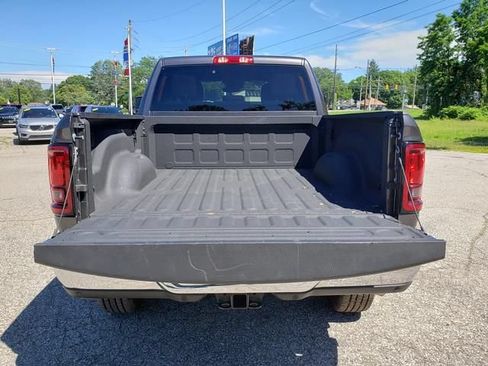 Used 2026 RAM 2500 Big Horn AWD/4WD image 9