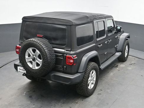 Used 2018 Jeep Wrangler Unlimited Sport S image 26