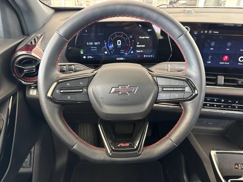 Used 2025 Chevrolet Equinox RS w/ Convenience Package III FWD image 28