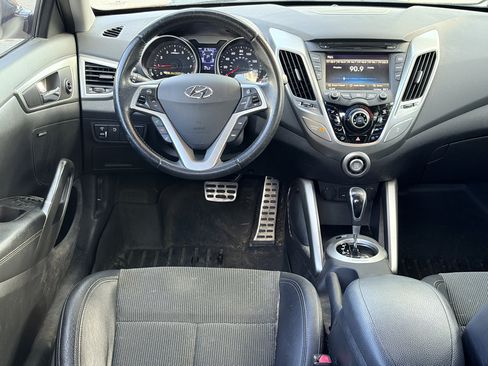 Used 2013 Hyundai Veloster w/ Style Pkg FWD image 15
