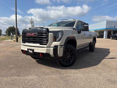 New 2026 GMC Sierra 2500 AT4 w/ AT4 Premium Plus Package