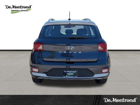 New 2026 Hyundai Venue SEL FWD image 6