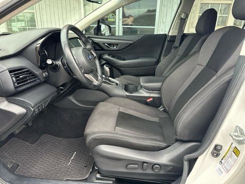 Used 2022 Subaru Outback Premium image 14