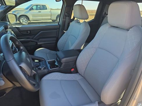 Used 2025 Toyota Tacoma SR5 image 12