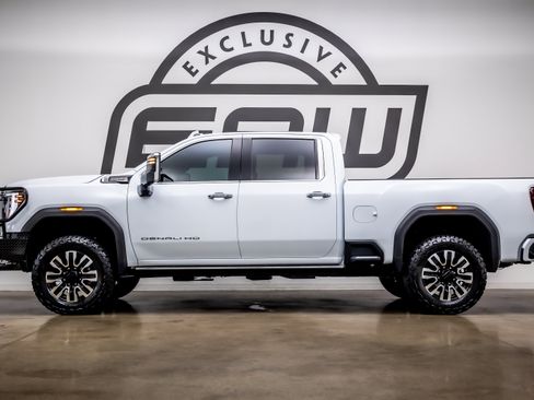 Used 2026 GMC Sierra 2500 Denali Ultimate AWD/4WD image 6