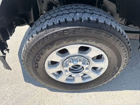 Used 2024 Ford F250 XLT w/ FX4 Off-Road Package image 31