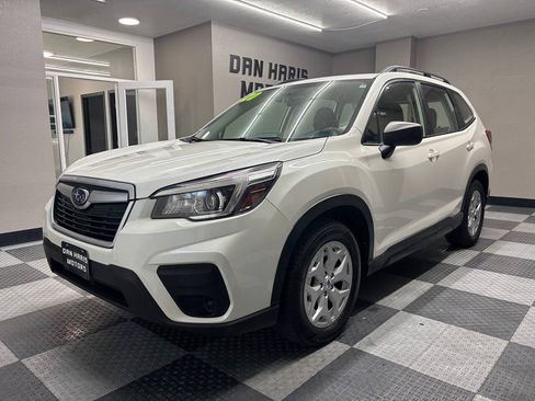 Used 2020 Subaru Forester w/ Alloy Wheel Package AWD/4WD image 2