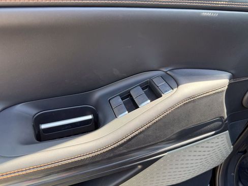New 2026 Lincoln Navigator L Black Label AWD/4WD image 14
