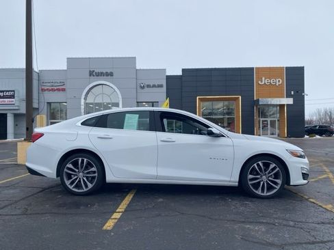 Used 2023 Chevrolet Malibu LT w/ Driver Confidence Package image 5