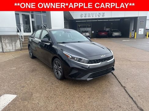 Used 2023 Kia Forte LXS image 1