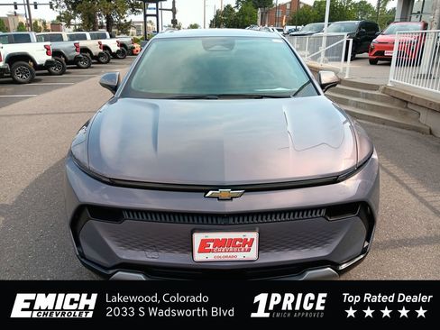 Used 2024 Chevrolet Equinox EV LT AWD/4WD image 8